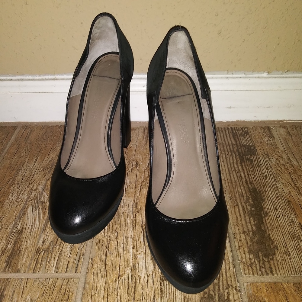 Versace Collection Pump - Picture 2 of 16